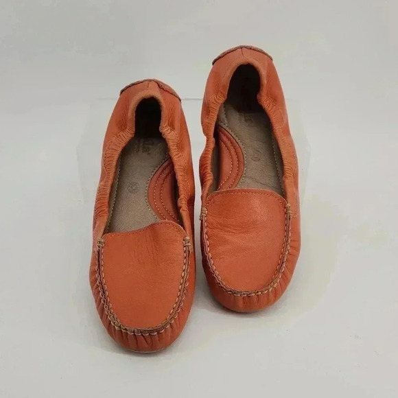 BUSSOLA Ease Casual Flats - Picture 5 of 8